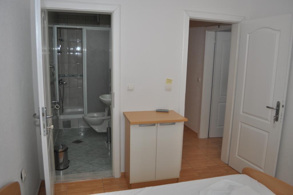 Guest House Miranda Οχρίδα Δωμάτιο φωτογραφία