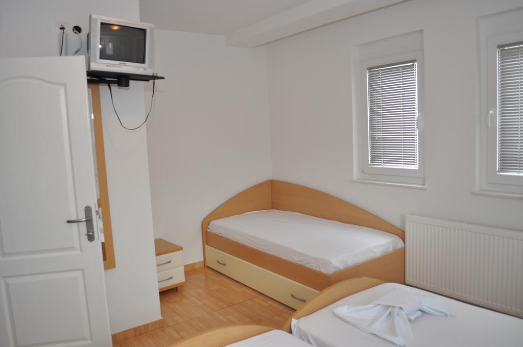 Guest House Miranda Οχρίδα Δωμάτιο φωτογραφία