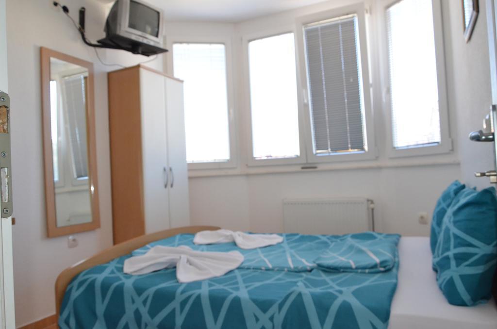 Guest House Miranda Οχρίδα Δωμάτιο φωτογραφία